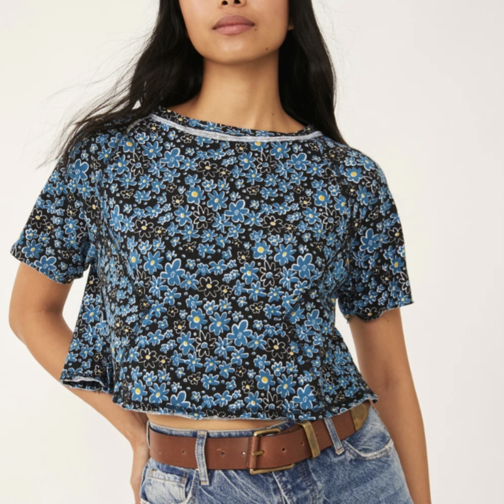 Free People! We The Free Sammie Printed Crop Tee NWOT!